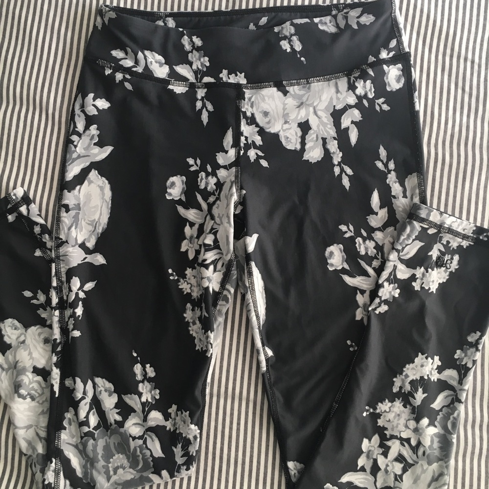 Albion floral full length high wasted leggings.